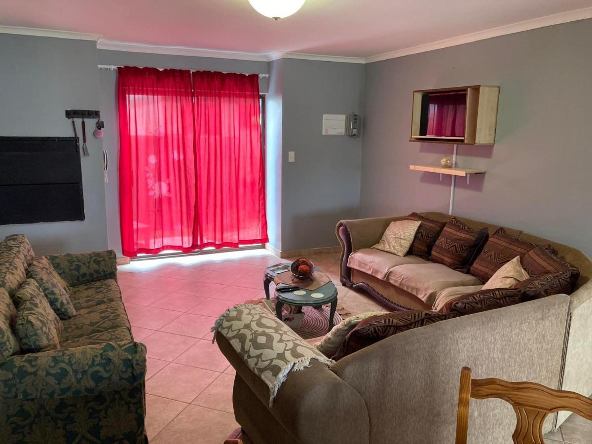 Daffodil Self Catering And Accommodation B ซวาคอปมุนด์ ภายนอก รูปภาพ